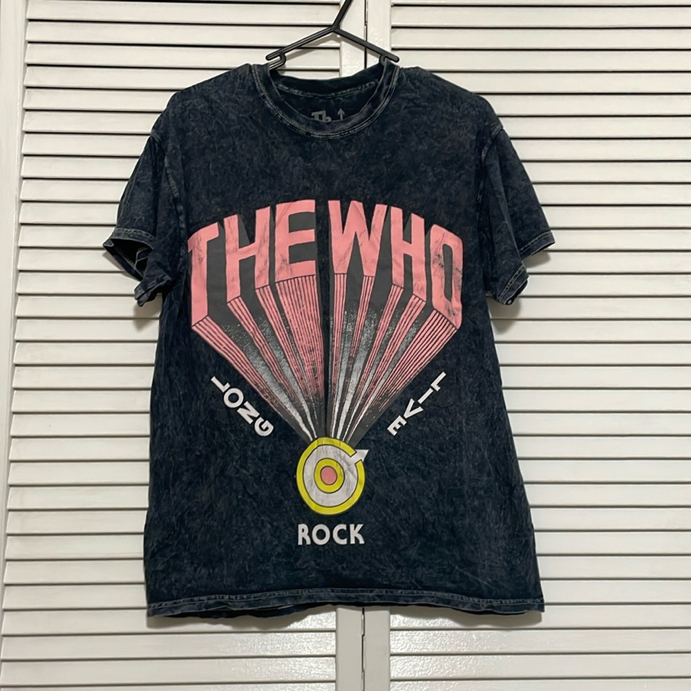 The WHO T shirt